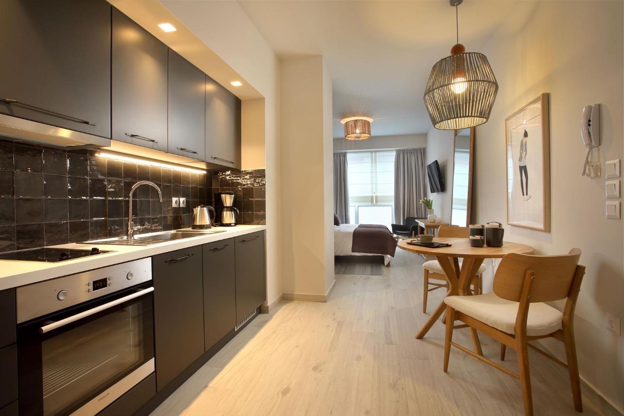Happiness Luxury Central Apartment 雅典 外观 照片